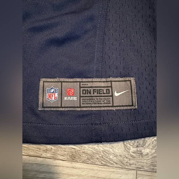 Nike Seattle Seahawks Football Jersey Women's Small Russell Wilson Blue #3 NFL - Picture 6 of 8